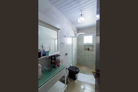 Casa de condomínio para alugar com 400m², 3 quartos e 4 vagasBanheiro do Quarto Suíte