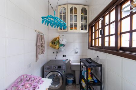 Casa de condomínio para alugar com 400m², 3 quartos e 4 vagasÁrea de Serviço