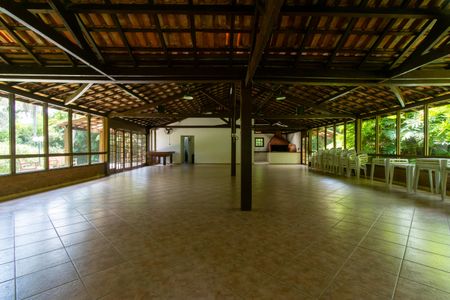 Casa de condomínio para alugar com 400m², 3 quartos e 4 vagasÁrea comum - Salão de festas