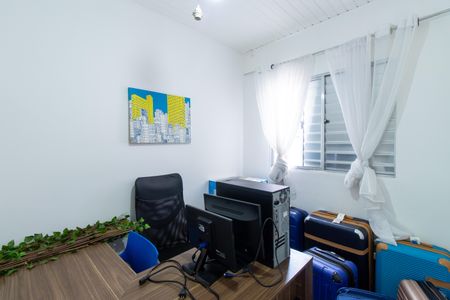 Casa de condomínio para alugar com 400m², 3 quartos e 4 vagasQuarto de Serviço