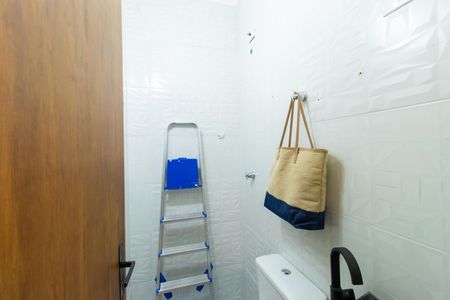 Casa de condomínio para alugar com 400m², 3 quartos e 4 vagasBanheiro