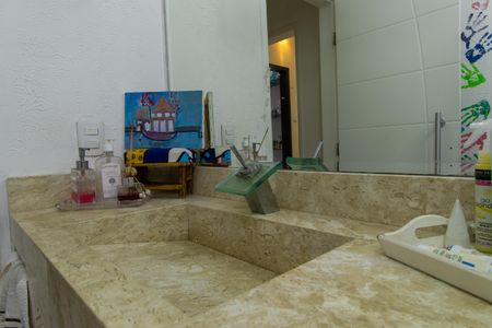 Casa de condomínio para alugar com 400m², 3 quartos e 4 vagasLavabo