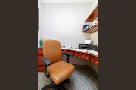 Apartamento à venda com 168m², 3 quartos e 2 vagasÁrea de Serviço - Quarto