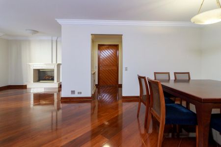 Apartamento à venda com 168m², 3 quartos e 2 vagasSala