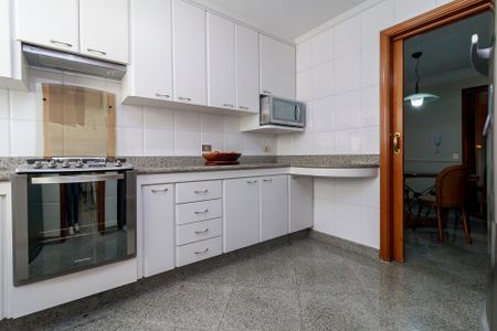 Apartamento à venda com 168m², 3 quartos e 2 vagasCozinha