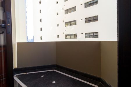 Apartamento à venda com 168m², 3 quartos e 2 vagasSuíte - Varanda