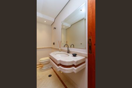 Apartamento à venda com 168m², 3 quartos e 2 vagasLavabo