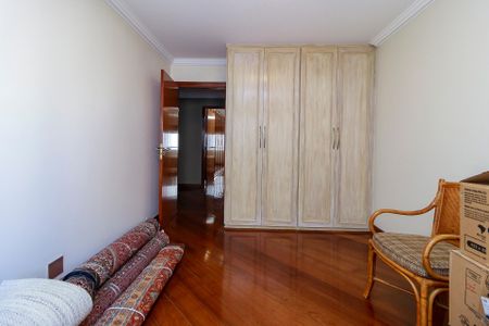 Apartamento à venda com 168m², 3 quartos e 2 vagasQuarto 2