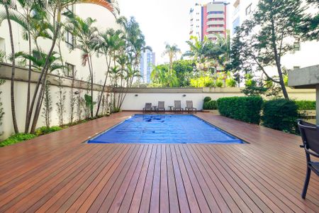 Apartamento à venda com 168m², 3 quartos e 2 vagasPiscina