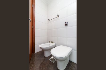 Apartamento à venda com 168m², 3 quartos e 2 vagasBanheiro 2