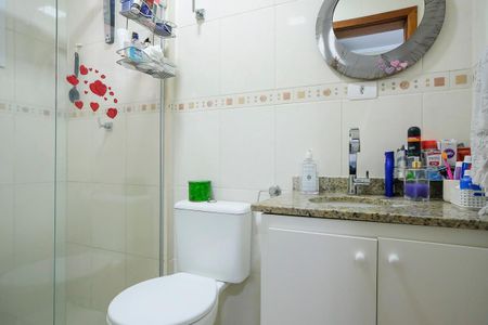 Apartamento à venda com 92m², 3 quartos e 3 vagasBanheiro da suíte