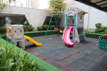 Apartamento para alugar com 119m², 3 quartos e 1 vagaÁrea comum - Playground