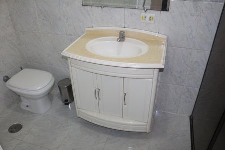 Apartamento para alugar com 119m², 3 quartos e 1 vagaBanheiro da Suíte 1