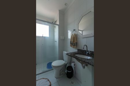 Apartamento à venda com 70m², 3 quartos e 2 vagasBanheiro da Suíte