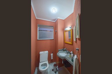 Casa à venda com 165m², 3 quartos e 3 vagasLavabo