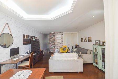 Casa à venda com 165m², 3 quartos e 3 vagasSala