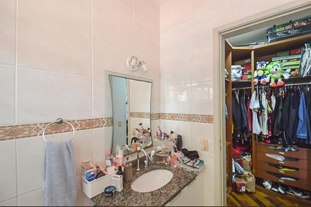 Casa à venda com 165m², 3 quartos e 3 vagasBanheiro da Suíte 3