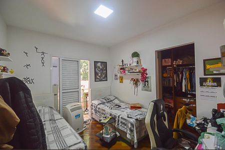 Casa à venda com 165m², 3 quartos e 3 vagasSuíte 3