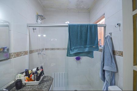 Casa à venda com 165m², 3 quartos e 3 vagasBanheiro da Suíte 2