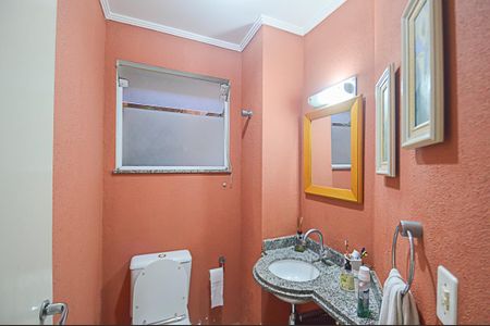 Casa à venda com 165m², 3 quartos e 3 vagasLavabo