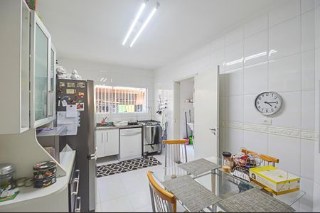 Casa à venda com 165m², 3 quartos e 3 vagasCozinha