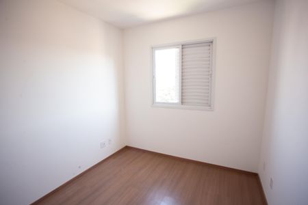 Apartamento à venda com 54m², 2 quartos e 1 vagaQuarto 2