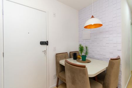 Apartamento à venda com 38m², 2 quartos e sem vaga Apartamento à venda com 38m², 2 quartos e sem vagaSala