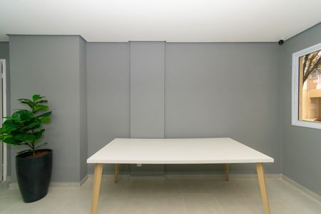 Apartamento à venda com 38m², 2 quartos e sem vaga Apartamento à venda com 38m², 2 quartos e sem vagaÁrea comum - Salão de festas