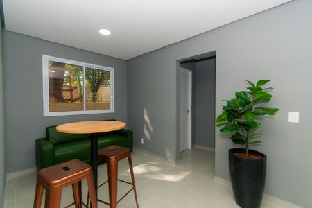 Apartamento à venda com 38m², 2 quartos e sem vaga Apartamento à venda com 38m², 2 quartos e sem vagaÁrea comum - Salão de festas