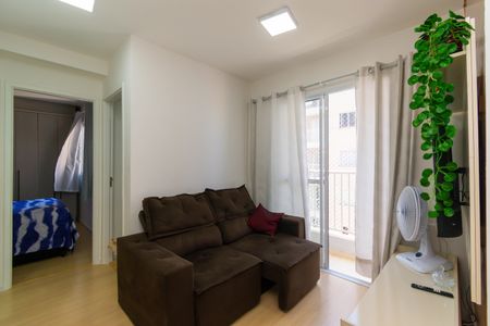 Apartamento à venda com 38m², 2 quartos e sem vaga Apartamento à venda com 38m², 2 quartos e sem vagaSala