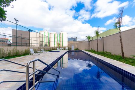 Apartamento à venda com 38m², 2 quartos e sem vaga Apartamento à venda com 38m², 2 quartos e sem vagaÁrea comum - Piscina