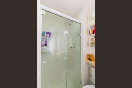 Apartamento à venda com 38m², 2 quartos e sem vaga Apartamento à venda com 38m², 2 quartos e sem vagaBanheiro