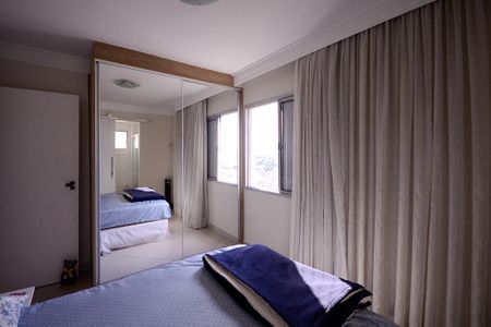 Apartamento à venda com 74m², 3 quartos e 2 vagas Apartamento à venda com 74m², 3 quartos e 2 vagasQuarto 3 - Suite