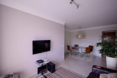 Apartamento à venda com 74m², 3 quartos e 2 vagas Apartamento à venda com 74m², 3 quartos e 2 vagasSala