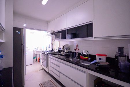 Apartamento à venda com 74m², 3 quartos e 2 vagas Apartamento à venda com 74m², 3 quartos e 2 vagasCozinha/Área de Serviço
