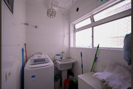 Apartamento à venda com 74m², 3 quartos e 2 vagas Apartamento à venda com 74m², 3 quartos e 2 vagasCozinha/Área de Serviço