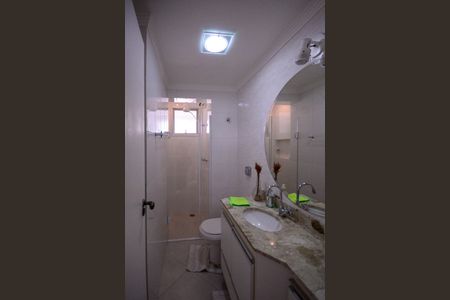 Apartamento à venda com 74m², 3 quartos e 2 vagas Apartamento à venda com 74m², 3 quartos e 2 vagasBanheiro Social