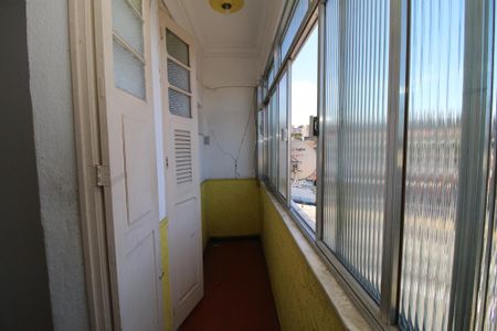 Apartamento à venda com 90m², 3 quartos e sem vagavaranda