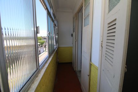 Apartamento à venda com 90m², 3 quartos e sem vagavaranda