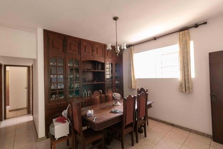 Casa à venda com 150m², 3 quartos e 3 vagasCopa