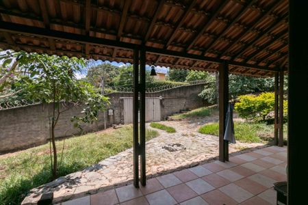 Casa à venda com 150m², 3 quartos e 3 vagasvista da Sacada