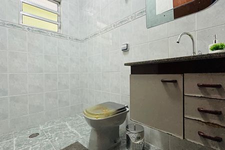 Casa para alugar com 270m², 5 quartos e 2 vagasLavabo