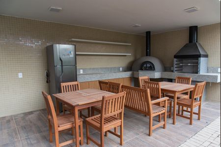 Apartamento para alugar com 55m², 2 quartos e 1 vaga Apartamento para alugar com 55m², 2 quartos e 1 vagaÁrea comum - Churrasqueira