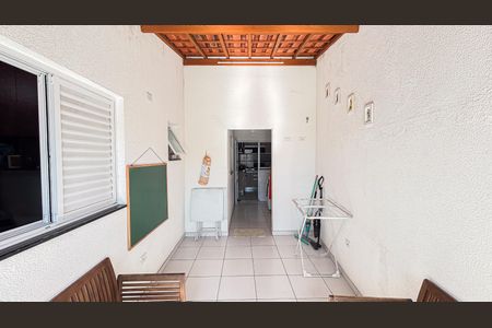 Apartamento à venda com 121m², 2 quartos e 1 vaga Apartamento à venda com 121m², 2 quartos e 1 vagaÁrea de Serviço - Quintal