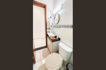 Apartamento à venda com 121m², 2 quartos e 1 vaga Apartamento à venda com 121m², 2 quartos e 1 vagaBanheiro