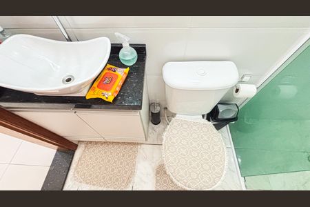Apartamento à venda com 121m², 2 quartos e 1 vaga Apartamento à venda com 121m², 2 quartos e 1 vagaBanheiro
