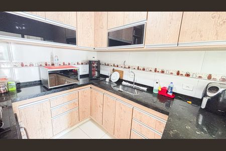 Apartamento à venda com 121m², 2 quartos e 1 vaga Apartamento à venda com 121m², 2 quartos e 1 vagaCozinha