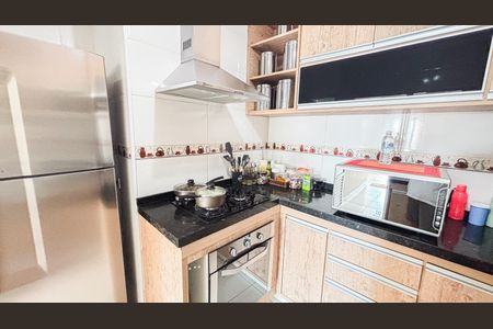 Apartamento à venda com 121m², 2 quartos e 1 vaga Apartamento à venda com 121m², 2 quartos e 1 vagaCozinha