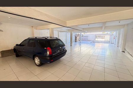 Apartamento à venda com 121m², 2 quartos e 1 vaga Apartamento à venda com 121m², 2 quartos e 1 vagaGaragem