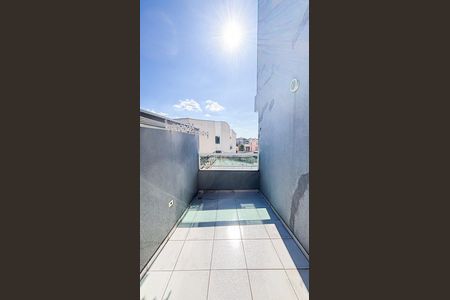 Apartamento à venda com 121m², 2 quartos e 1 vaga Apartamento à venda com 121m², 2 quartos e 1 vagaÁrea de Serviço - Quintal